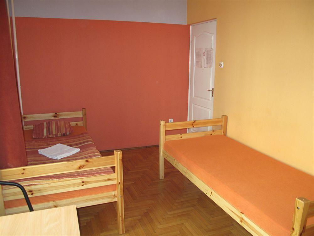 All-Central Hostel Budapest Extérieur photo